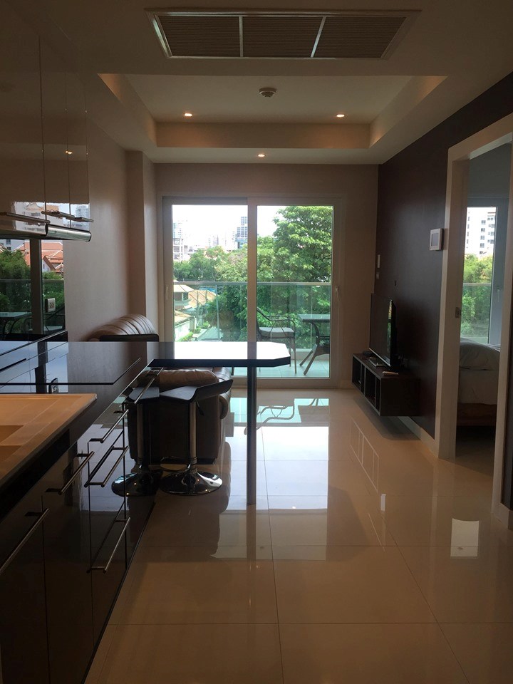 Nice apartment with one bedroom - Condominium -  - Phra Tam Nak 5