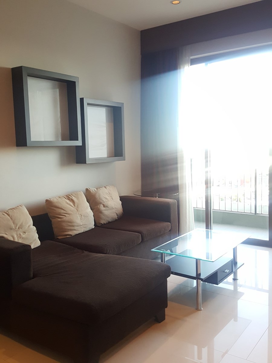 1 bedroom condo for rent at The Emporio Place - Condominium - Khlong Tan - Phrom Phong