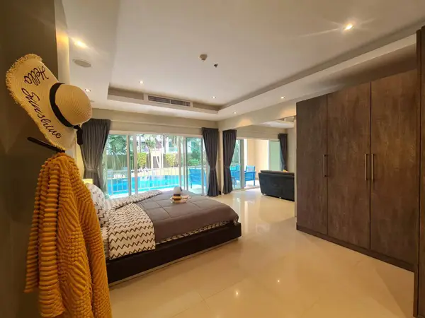 Stunning 1 bedroom with direct access to swimming pool - อพาร์ทเม้นท์ -  - 