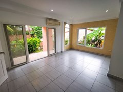 bedroomdownstair
