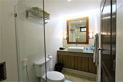 bathroom1