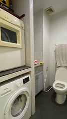 bathroom2