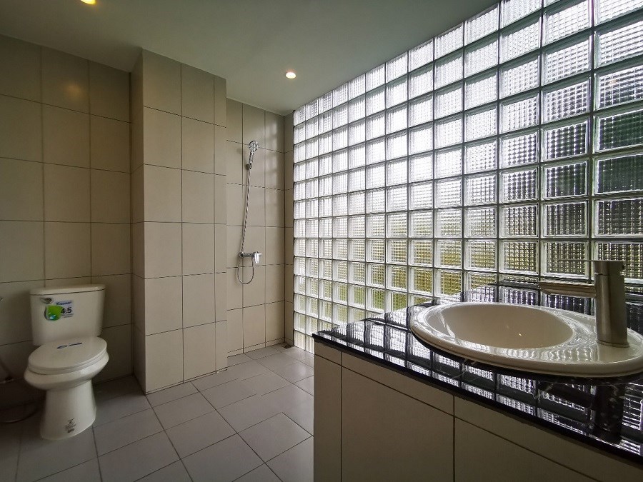 bathroom2 bathroom2