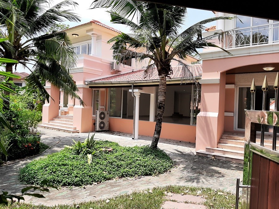 House1 House1